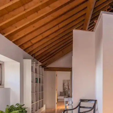 Restored Winery On The Atlantic Feriehus